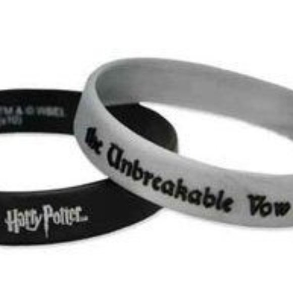 2 for $10! 🎁NWT Harry Potter "The Unbreakable Vow" Rubber Bracelets - Picture 1 of 5